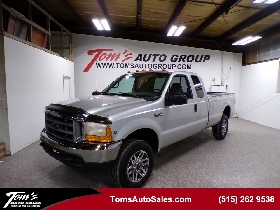 1999 Ford F-250 Super Duty XLT 4WD Extended Cab SB